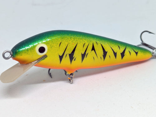 Valley Dancer - Shallow Diving Balsa Stick Bait
